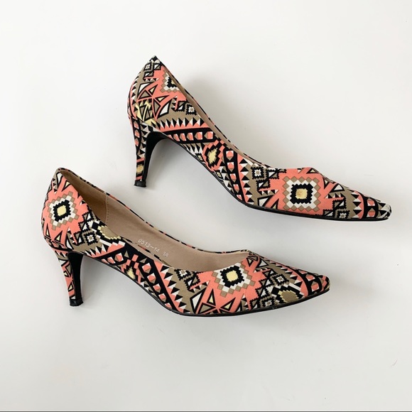 Kate Kanzier Shoes - RARE Kate Kanzier Coral Print Heels Size 8
